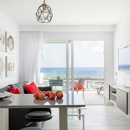 Feriehus Casa Mercedes, Terrace With Sea Views *