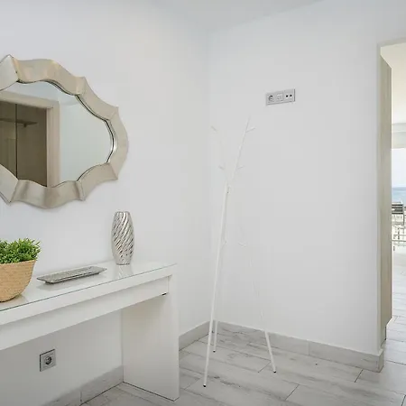 Feriehus Casa Mercedes, Terrace With Sea Views *