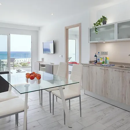 Feriehus Casa Mercedes, Terrace With Sea Views Puerto del Carmen (Lanzarote)