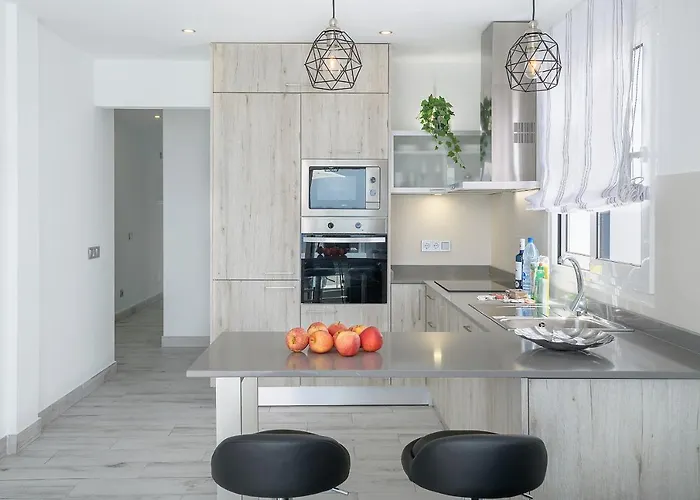 Casa Mercedes, Terrace With Sea Views Holiday home Puerto del Carmen (Lanzarote)