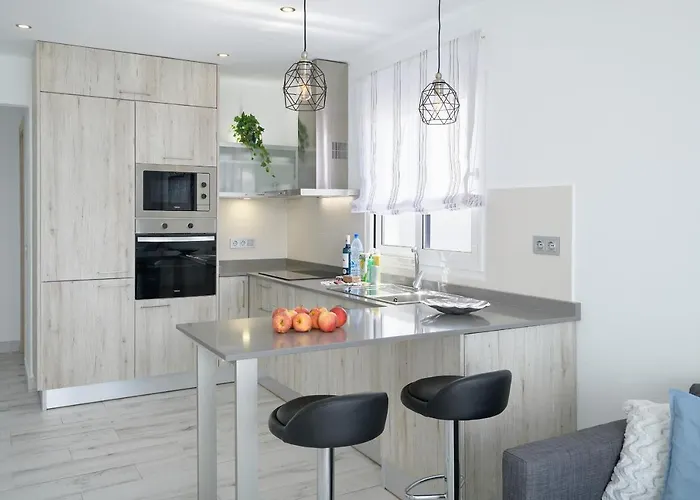 Casa Mercedes, Terrace With Sea Views Feriehus Puerto del Carmen (Lanzarote)