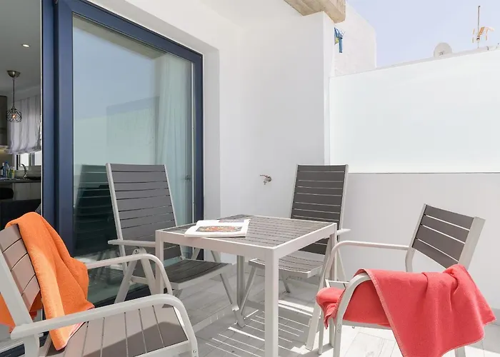 Casa Mercedes, Terrace With Sea Views Feriehus *